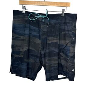 Lululemon Mens  El Current Board Shorts Sz 38 Trunks Hybrid Performance